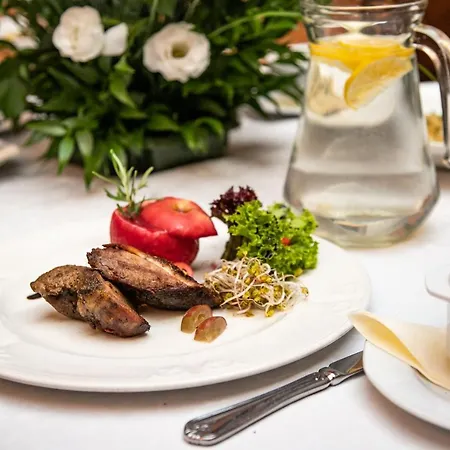 Zameczek Ксёнж-Вельки